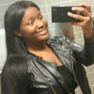Meet your Posher, Monique